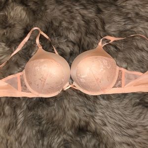 Victoria’s Secret bra